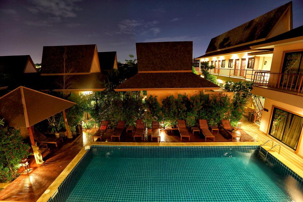 Ploykhumthong Boutique Resort Bangkok Exterior foto